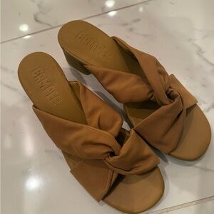 Camper Women's Brown Knotted Mules